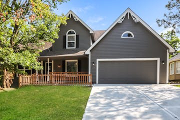 1539 DARTMOUTH DR LIBERTY, MO 64068